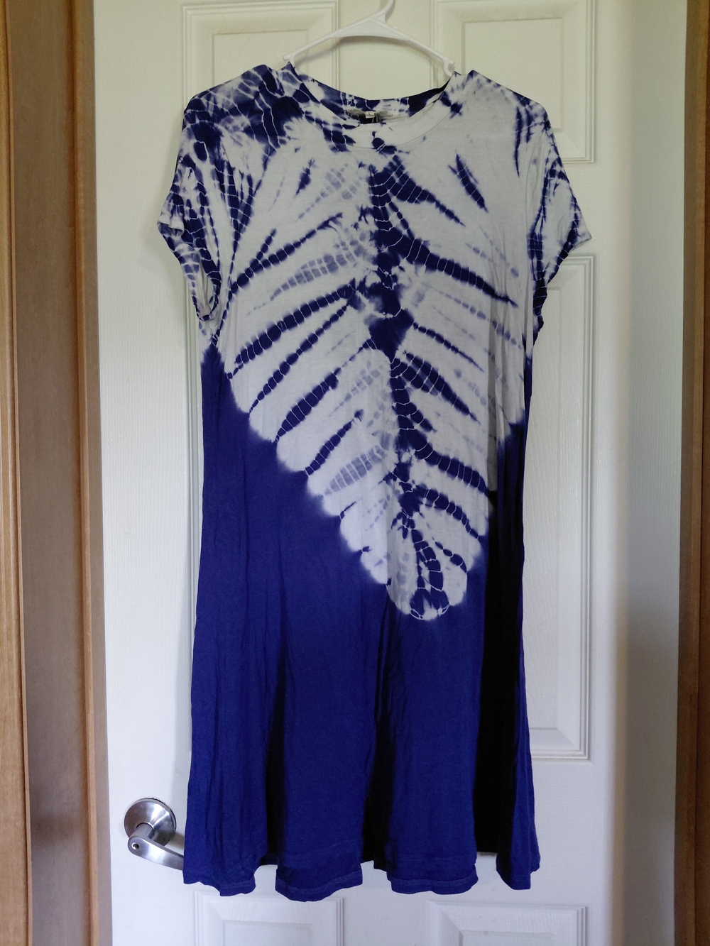 entro Navy and White Tie-Dye Midi Swing Dress-L